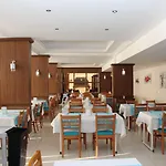 Mesut Hotel 4*
